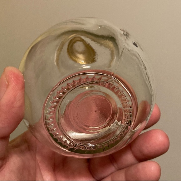 Beautiful Vintage glass lightbulb 💡 shaped      decanter/decor w/removable top - Picture 6 of 7